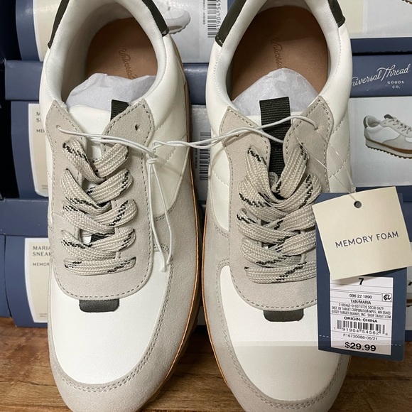 Universal Thread memory foam sneakers. - Picture 2 of 3